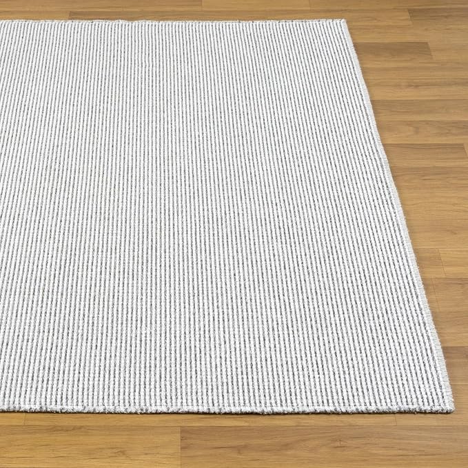 LUXE WEAVERS Two-Tone Fringed Runner Rug Gray 2x7