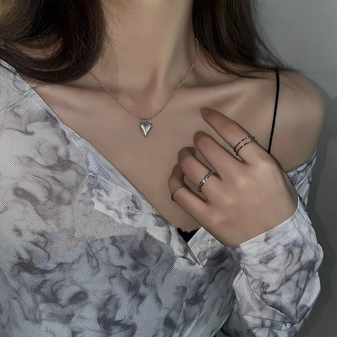 Heart Necklace for Women, Minimalist Pendant Choker Chain, Adjustable Delicate Jewelry in Silver Tone