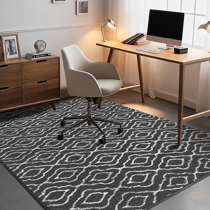 Fluffy Rug for Bedroom, Soft 5x7 Grey Shag Plush Geometric Area Rugs | Modern Grey and White Rug, Non Slip Carpet for Living Room, Aesthetic Home Decor, Fuzzy Floor Mat for Nursery Teen Dorm