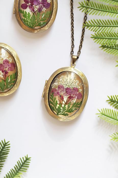 Handmade Oval Shaped Photo Locket with dried Pressed Flowers Locket pendant Necklace