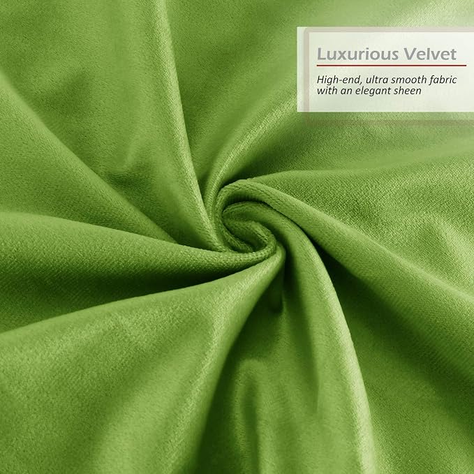 Nestl Throw Pillow Covers, Cozy Velvet Decorative Garden Green Pillow Covers 18 x 18 Inches, Soft Solid Couch Pillow Covers for Sofa, Bed and Car, Set of 2