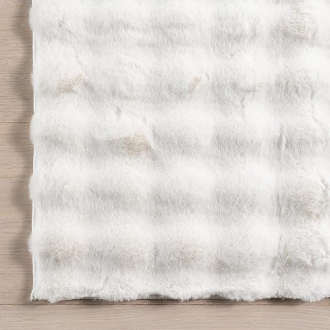 nuLOOM Jeni Off White Checkered Washable Area Rug, 2' x 3' | Nuloom Jeni Checkered 2' x 3' Machine Washable Accent Rug for Living Room Bedroom Dining Room Entryway, Off White