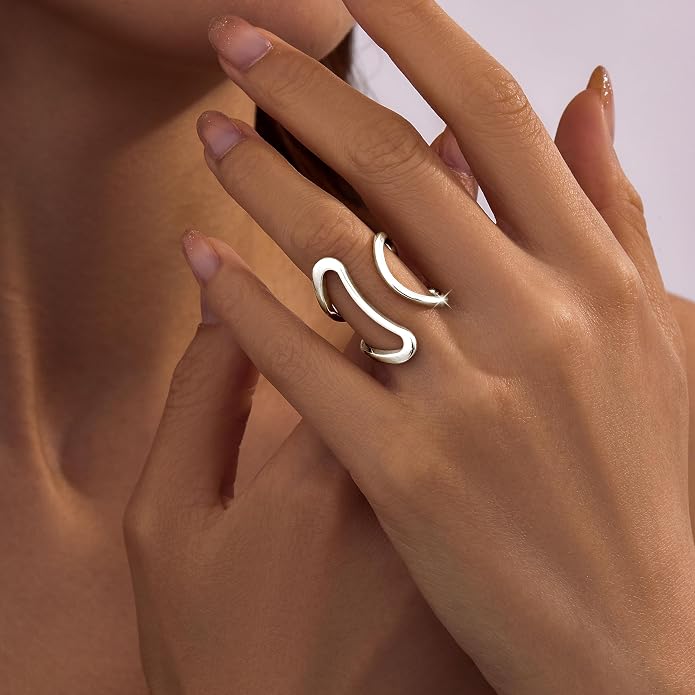 Gelbesty Waterproof Gold Statement Rings for Women, 14K Gold Plated Chunky Open Stackable Rings Non Tarnish Fashion Adjustable Stainless Steel Pinky Knuckle Signet Vintage Ring Jewelry Size 5-11