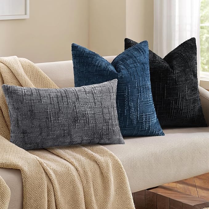decorUhome Textured Chenille Throw Pillow Covers 18x18 Set of 2 Black | Fall Modern Farmhouse Soft Cozy Slubby Couch Pillow Cases Boho Decorative Pillow Cases for Bed Sofa Living Room Home Decor
