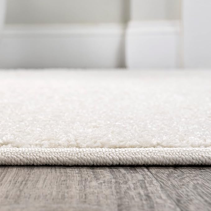 JONATHAN Y Haze Solid Low-Pile Cream Indoor Area Rug 6x9, Coastal,Bohemian,Minimalist,Classic, Easy-Cleaning for Living Room,Bedroom,Kitchen,Pet Friendly,Non-Shedding (SEU100T-6)