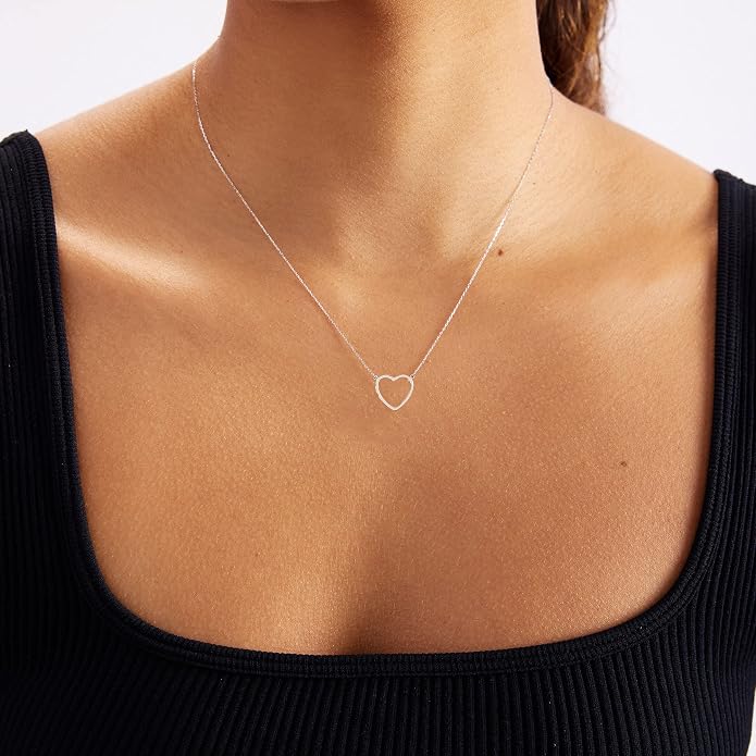 Cute Gold Heart Necklace - 14k Gold Plated Minimalist Heart Pendant Choker - Trendy Women's Jewelry