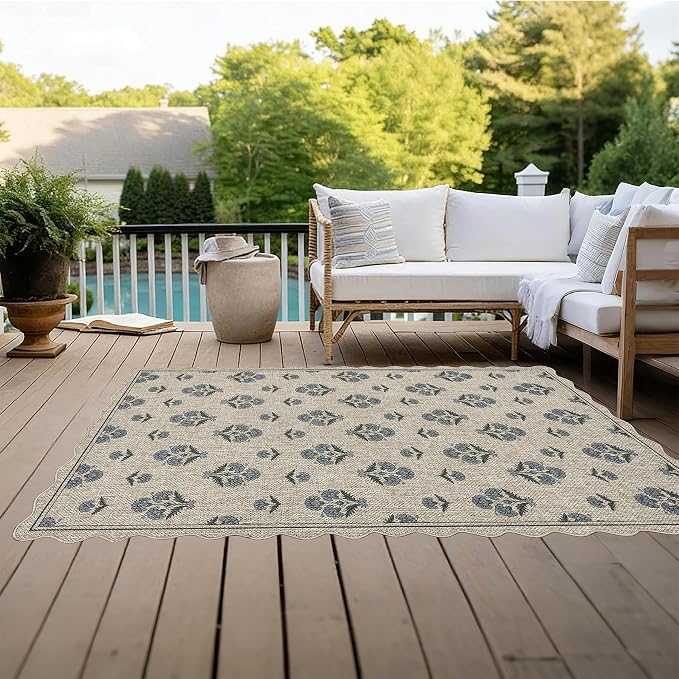 ORTIGIA Scalloped Easy Jute 3x5 Area Rug Vintage Blue Block Floral Farmhouse Washable Rug Non-Slip Indoor Outdoor Carpet for Living Room Bedroom Kitchen Patio Entryway