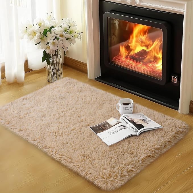 qulint 2x3 Rug for Bedroom, Tan Fluffy Area Rug for Nursery Soft Shag Small Carpet for Kid Room, Fuzzy Shaggy Alfombras para Salas Modernas for Boys and Girls Dorm Home Decor (2ft x 3ft, Light Tan)