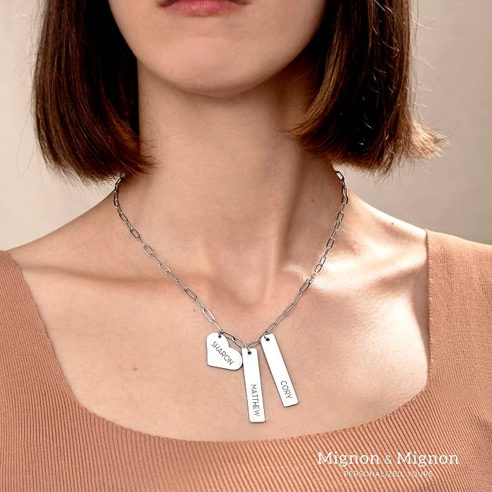 MignonandMignon Custom Engraved Multiple Kids Names Necklace for Mom Birthday Handmade Jewelry Paper Chip Chain with Heart Charm Vertical Nameplate Bar Pendant