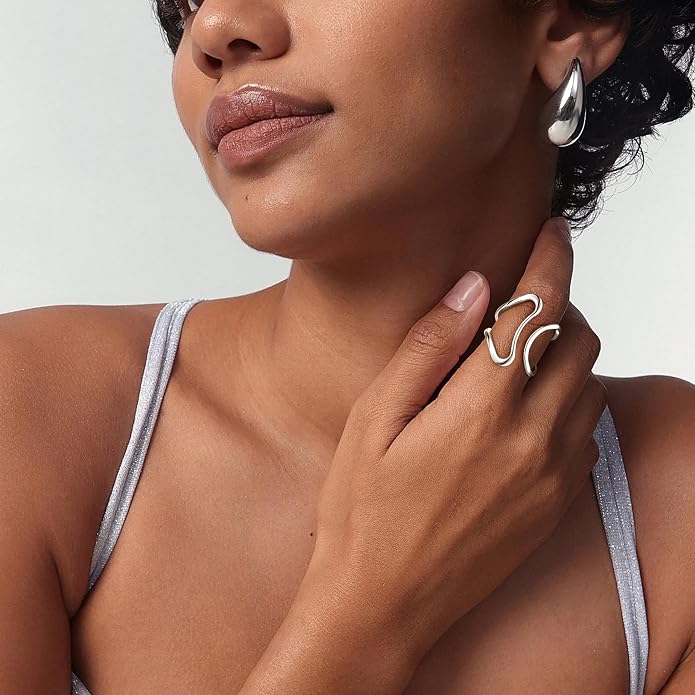 Gelbesty Waterproof Gold Statement Rings for Women, 14K Gold Plated Chunky Open Stackable Rings Non Tarnish Fashion Adjustable Stainless Steel Pinky Knuckle Signet Vintage Ring Jewelry Size 5-11