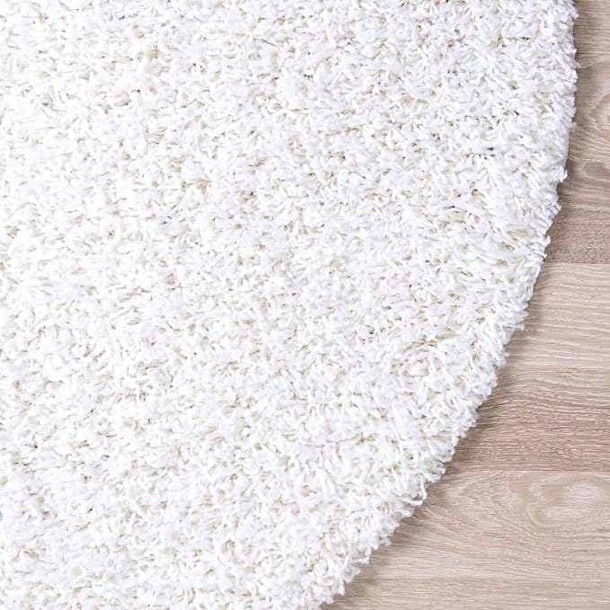 Unique Loom Solid Shag Collection Area Rug (10' 2" Round, Snow White)