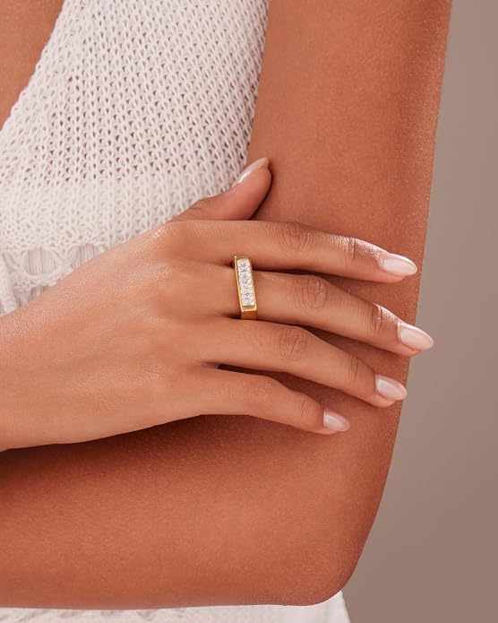 YeGieonr Gold Rings for Women Non Tarnish - 18K Gold Plated Stainless Steel Chunky Oval Statement Ring, Dainty Thick Waterproof Stackable Ring