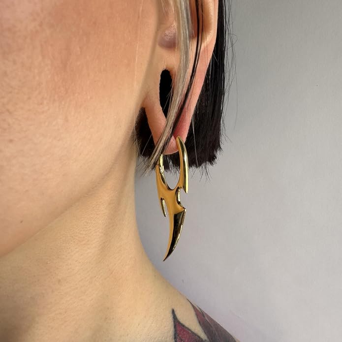 PUNKYOUTH Sharp Line Fluid Curve Earrings 18G 1mm Piercing Jewelry Edgy Minimalist Modern Claw Spike Huggie Hoop Dangle Drop For Women Men Polished Statement Everyday Wear Fashion Accessories