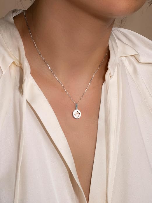 S.Leaf Sterling Silver Pearl Necklace for Women Gold Plated Double-sided Mother of Pearl Four Leaf Clover Shell Necklace Dainty Pendant Necklaces Gift for Women Her Mother Daughter Bridesmaids