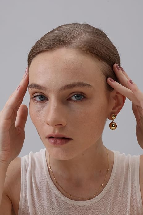 FRUMOS 18K Gold Plated Chunky Hoop Earrings for Women Fashion Thick Gold Hoops Set Jewelry for Birthday Christmas Gifts