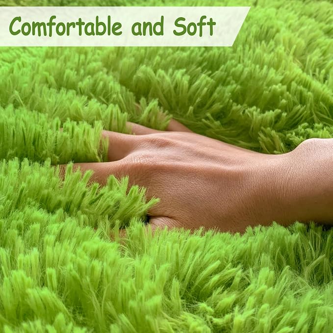 Soft Fluffy Tie Dyed Grass Green Shag Rug 2x3 Small Green Area Rug Carpet for Bedroom Door Entryway Indoor Inside Front Entrance Green Mat Non Slip, Home Decor Aesthetic, Nursery