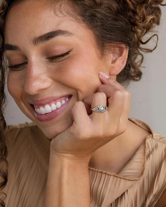 YeGieonr Non Tarnish Gold Signet Rings for Women - Waterproof 18K Gold Plated Stainless Steel Pearl Ring, Statement Ring for Everyday Wear
