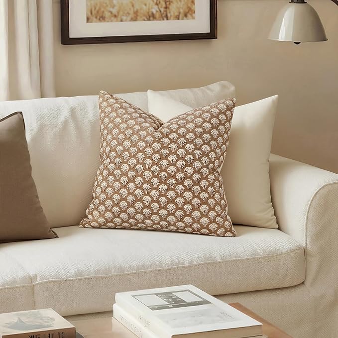 MIULEE Set of 2 Decorative Floral Pillow Covers Neutral Vintage Throw Pillows Block Print Boho Farmhouse Cushion Covers for Modern Spring Home Decor Couch Sofa Bed Living Room, 20x20 Inch, Cognac