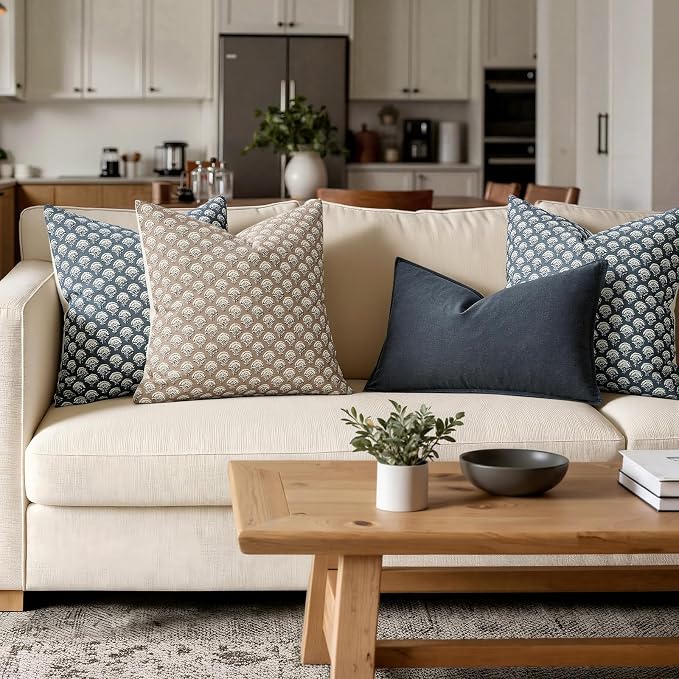 MIULEE Set of 2 Decorative Floral Pillow Covers Neutral Vintage Throw Pillows Block Print Boho Farmhouse Cushion Covers for Modern Spring Home Decor Couch Sofa Bed Living Room, 22x22 Inch, Dusty Blue