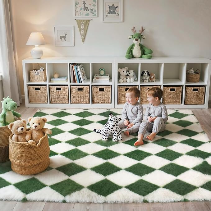 GENIMO Checkered Rug 8x10 Area Rugs for Kids Bedroom Soft Shag Rug Fluffy Fuzzy Carpet Plush Rugs for Living Room Nursery Playroom Dorm Modern Home Decor Aesthetic, Green and White