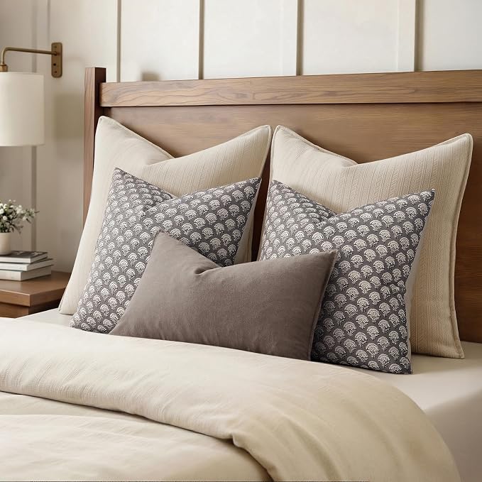 MIULEE Set of 2 Decorative Floral Pillow Covers Neutral Vintage Throw Pillows Block Print Boho Farmhouse Cushion Covers for Modern Home Decor Couch Sofa Bed Living Room, 18x18 Inch, Stone Grey