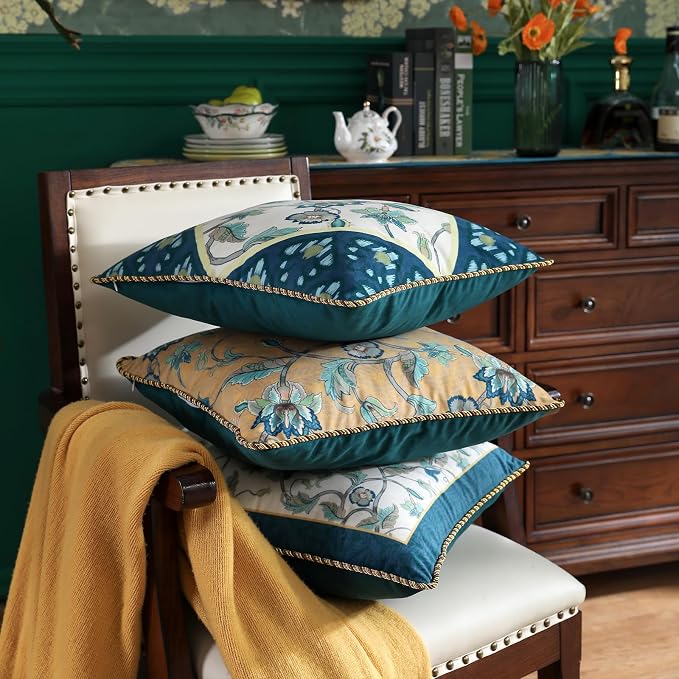 patdrea Designer French Velvet Couch Throw Pillow Cover,Set of 4,-Noah | Elegant Lumbar Pillow Case,Green Vintage Floral Design,Decorative Cushion Cover for Chair,Living Room,Bedroom