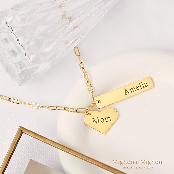 MignonandMignon Custom Engraved Multiple Kids Names Necklace for Mom Birthday Handmade Jewelry Paper Chip Chain with Heart Charm Vertical Nameplate Bar Pendant