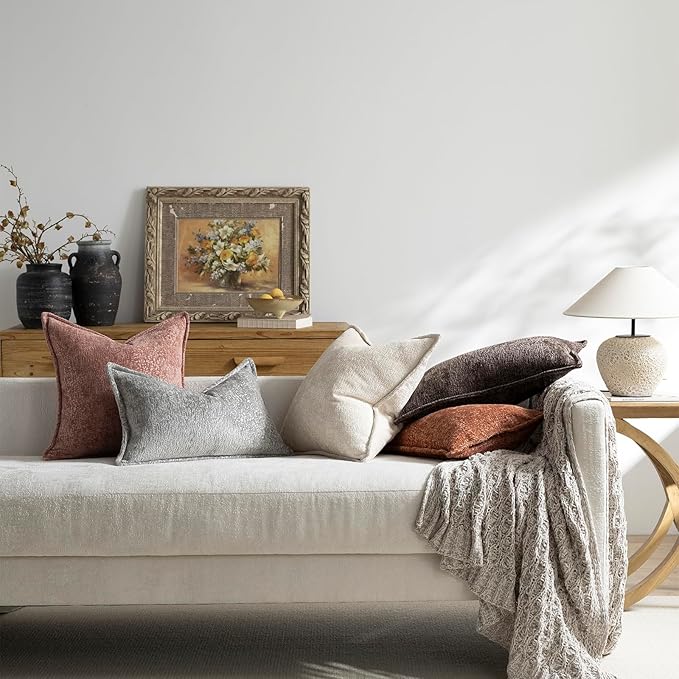DEZENE Pack of 2 Dusty Pink Decorative Throw Pillow Covers 22x22 Cozy Soft Chenille Accent Vintage Square Couch Pillow Covers for Home Decor Bed Sofa Living Room