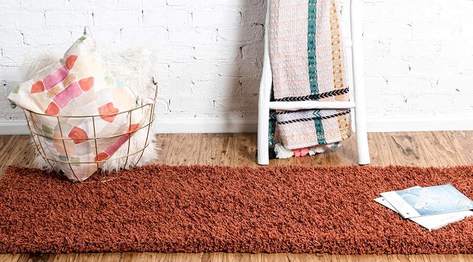 Unique Loom Solid Shag Collection Area Rug (2' 7" x 10' Runner, Terracotta) | Modern Solid rug, stain and water resistant, doesn't shed, easy to clean, kid and pet friendly. Ideal for the bathroom.