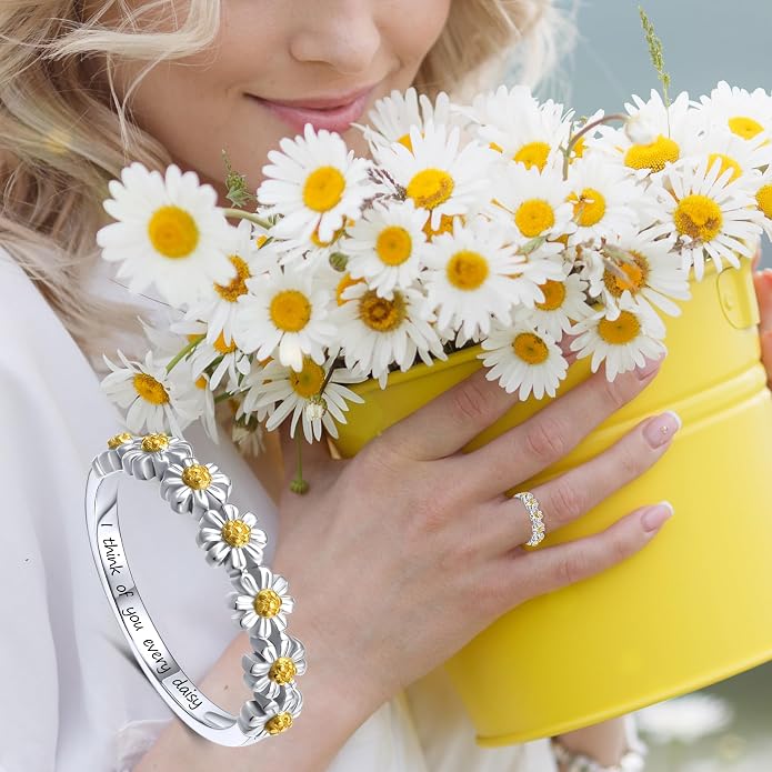 Dainty Daisy Ring for Women, S925 Sterling Silver Cubic Zirconia Sunflower Flower Ring For Daughter, I Think Of You Every Daisy Ring, Birthstone Flower Ring