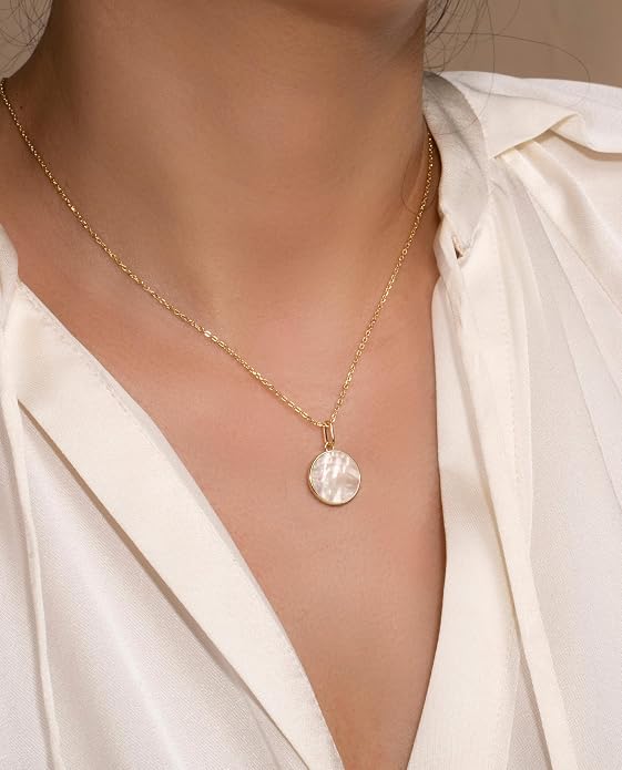 S.Leaf Sterling Silver Pearl Necklace for Women Gold Plated Double-sided Mother of Pearl Four Leaf Clover Shell Necklace Dainty Pendant Necklaces Gift for Women Her Mother Daughter Bridesmaids