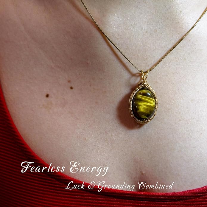 Natural Faceted Labradorite Pendant Necklace – Unique Stone of Magic & Transformation, Iridescent Flash Gemstone Jewelry, Handmade Healing Crystal Gift for Women, Birthday, Anniversary, Spiritual Awakening & Intuition