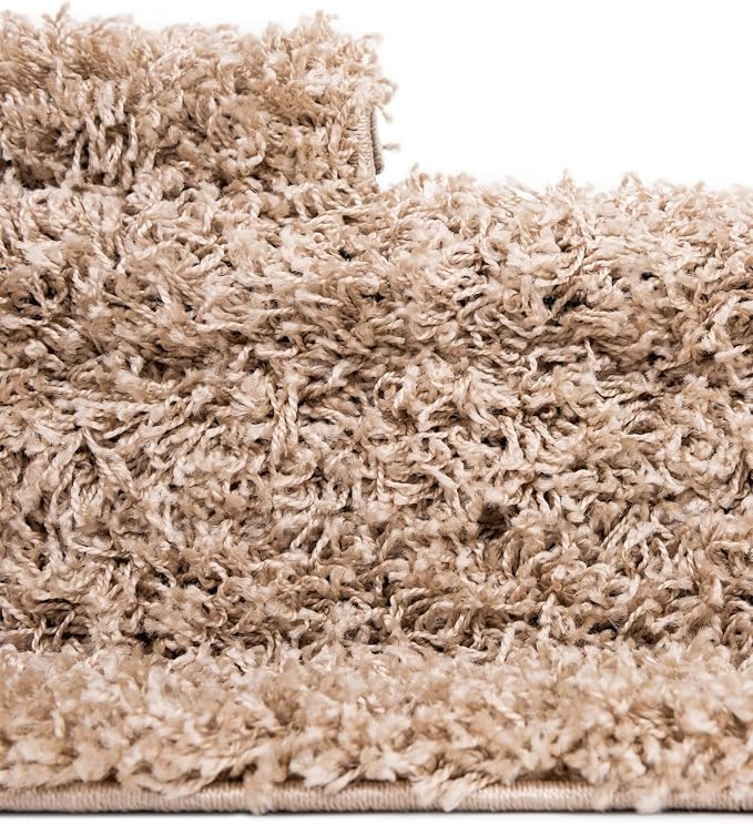 Unique Loom Solid Shag Collection Area Rug (5' 1" Square, Taupe) | Modern solid area rug for dining room, living room & bedroom. Stain-resistant, easy-care, kid & pet friendly