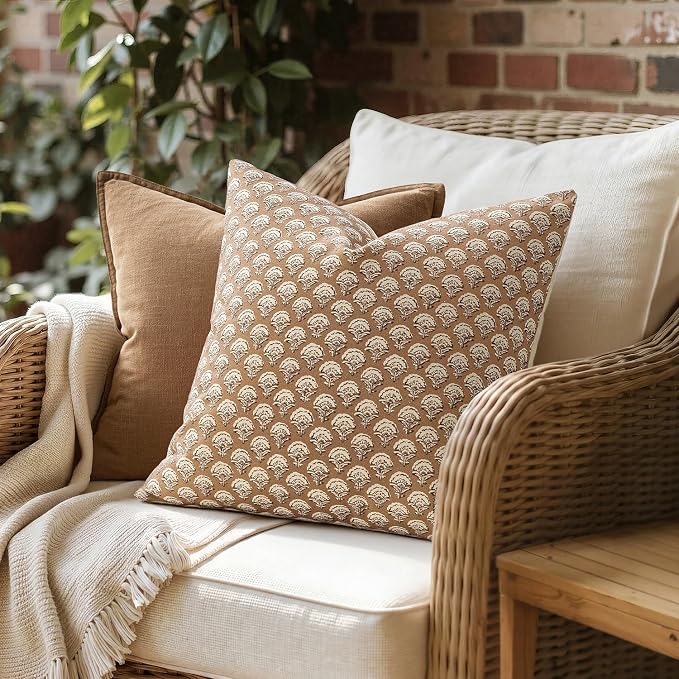 MIULEE Set of 2 Decorative Floral Pillow Covers Neutral Vintage Throw Pillows Block Print Boho Farmhouse Cushion Covers for Modern Spring Home Decor Couch Sofa Bed Living Room, 20x20 Inch, Cognac