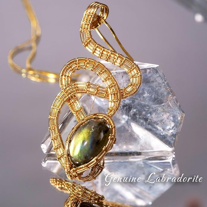 Natural Faceted Labradorite Pendant Necklace – Unique Stone of Magic & Transformation, Iridescent Flash Gemstone Jewelry, Handmade Healing Crystal Gift for Women, Birthday, Anniversary, Spiritual Awakening & Intuition