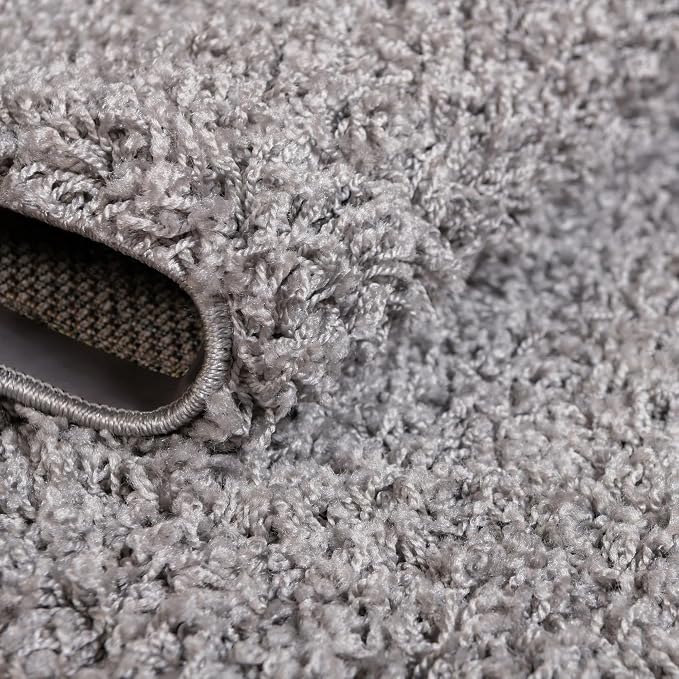 Unique Loom Solid Shag Collection Area Rug (2' x 6' 5" Runner, Cloud Gray) | Modern Solid rug, stain and water resistant, doesn't shed, easy to clean, kid and pet friendly. Ideal for the bathroom.