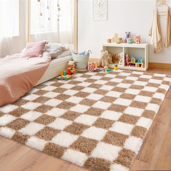 Pionblank Checkered Rug for Bedroom 4x6, Modern Shag Carpet, Soft Plush Non Slip Fluffy Rugs for Living Room Kids Room Home Decor, Beige and Cream White