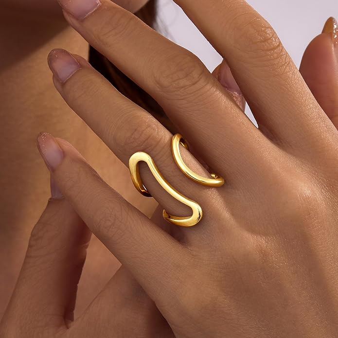 Gelbesty Waterproof Gold Statement Rings for Women, 14K Gold Plated Chunky Open Stackable Rings Non Tarnish Fashion Adjustable Stainless Steel Pinky Knuckle Signet Vintage Ring Jewelry Size 5-11