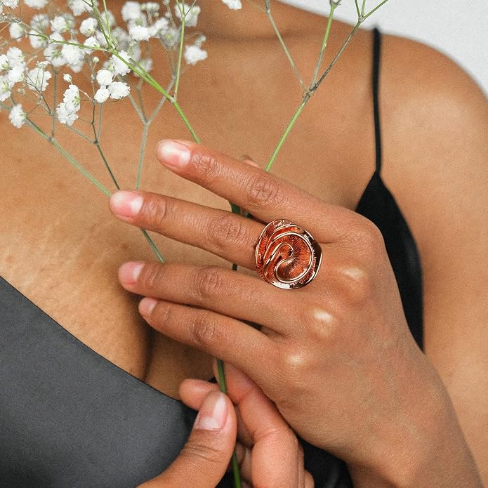 Mytys Cocktail Rings for Women Fashion 18K Gold Plated & Silver Flower Statement Ring Wedding Engagement Party Jewelry Gift