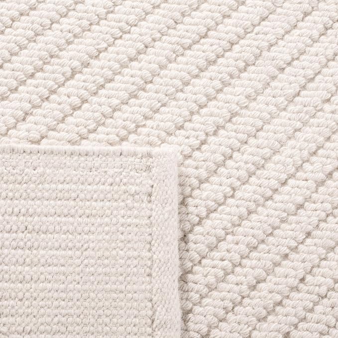 SAFAVIEH Natura Area Rug 6x8, Wool Knotted Ivory NAT450A