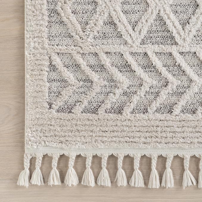 nuLOOM 5x8 Ansley Moroccan Tassel Area Rug, Light Grey, High-Low Textured Bohemian Design, Plush High Pile, Stain Resistant, For Bedroom, Living Room, Hallway, Entryway