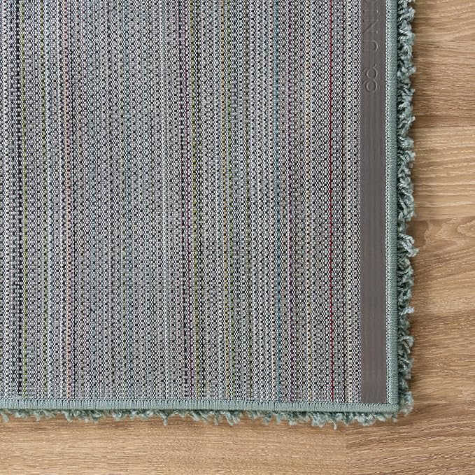 Unique Loom Solid Shag Collection Area Rug (6' 1" x 9' Rectangle, Light Slate Blue)