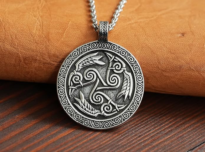 Baldur Jewelry - Viking Raven Crow Bird Necklace - Celtic Norse Odin Bird Raven Hugin Munin Pendant Necklace - Raven Wings Necklace - Raven Jewelry - Raven Skull Pendant - Raven Gifts