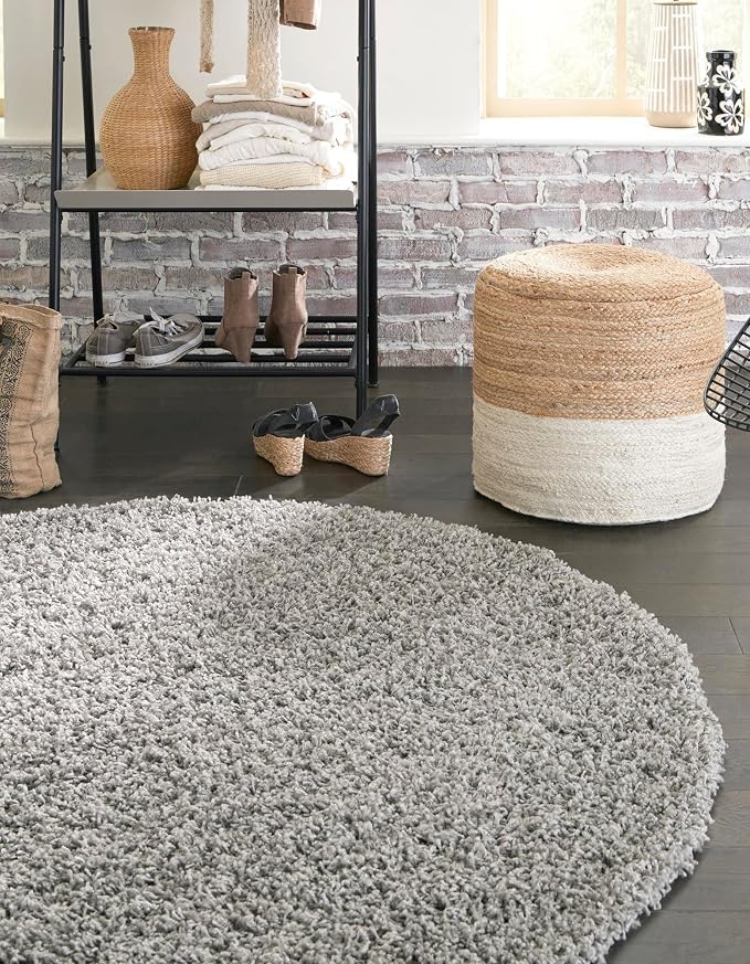 Unique Loom Solid Shag Collection Area Rug (7' 1" Round, Cloud Gray)