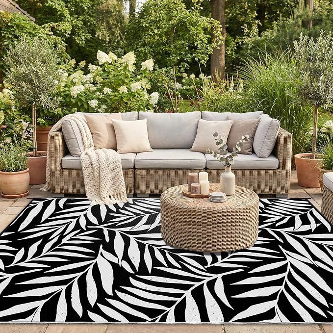 Smiry Outdoor Rug 9x12 ft, Waterproof Reversible Plastic Straw Rugs, Outdoor Area Rug with Leaf Pattern, Outside Floor Mat for Patio, Backyard, Deck, Picnic, Beach, Camping, Black & White