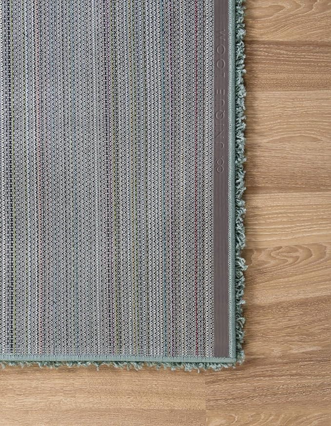 Unique Loom Solid Shag Collection Area Rug (6' 1" x 9' Rectangle, Light Slate Blue)