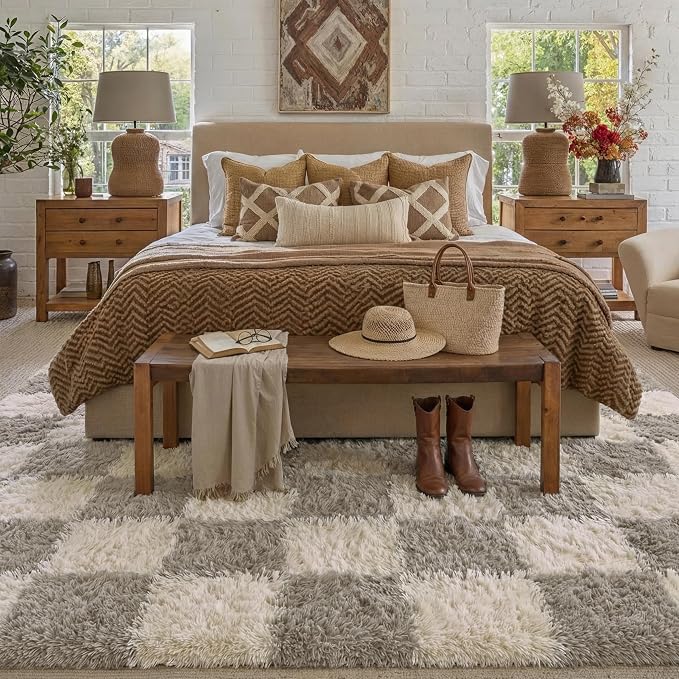 PureCozy Checkered Rug 7x10 for Living Room, Modern Grey Shag Rug Washable Non-Slip Large Area Rug Super Soft Indoor Fuzzy Carpet Fluffy Rugs for Bedroom Home Aesthetic Decor