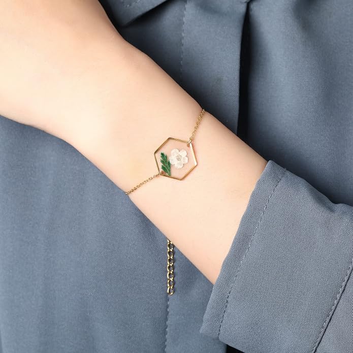 AUNTESIGN Forget-Me-Not Pressed Wildflower Bracelet | Pressed Flower Bracelet | Gold/Silver Pressed Flower Jewelry | Personalized Handmade Jewelry | Gift For Women