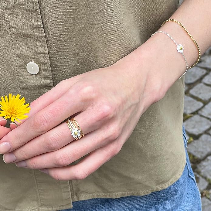 Silverly Sterling Silver Daisy Ring - Gold Plated 925 Silver Flower Rings for Women - Friendship Stacking Band - Nature Inspired Gifts for Daughter - Ladies Fine Jewelry - Spring Accessory