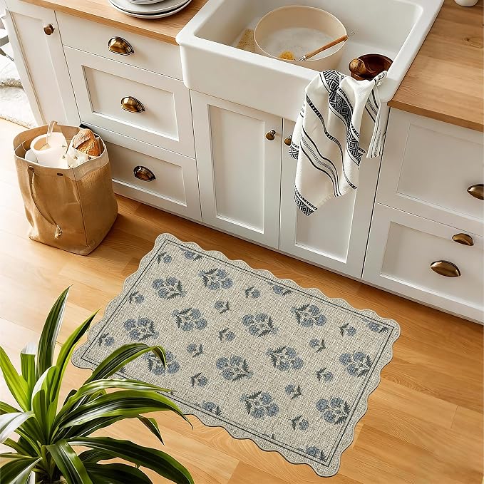 ORTIGIA Scalloped Easy Jute 2x3 Area Rug Vintage Blue Block Floral Farmhouse Washable Rug Non-Slip Indoor Outdoor Carpet for Living Room Bedroom Kitchen Patio Entryway